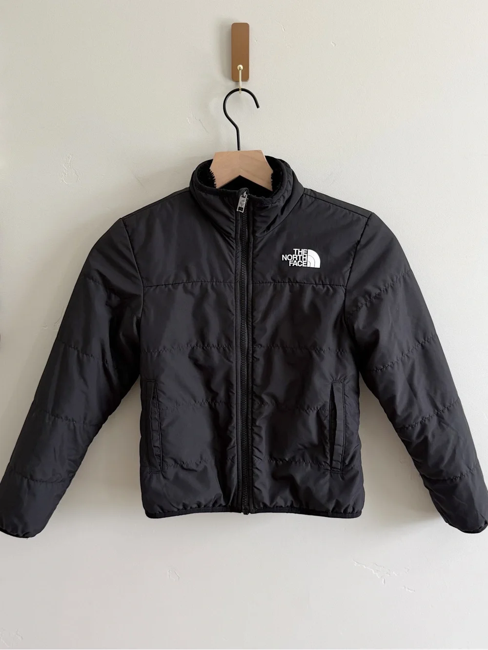 North Face Girls’ Reversible Mossbud Jacket in Black